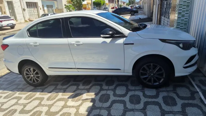 Fiat Cronos Drive 1.3 8V Flex 2023