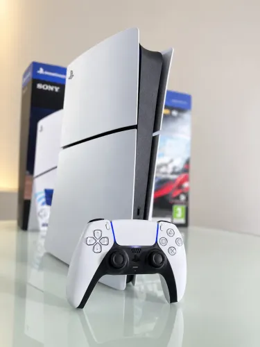 PS5 SLIM + 1 CONTROLE