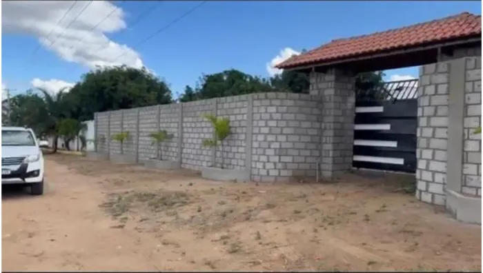Lote de Chácara todo murado, vendo, troco por moto ou carro *