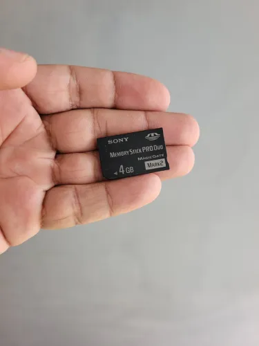 Cartão de memória pra Sony Cyber-shot