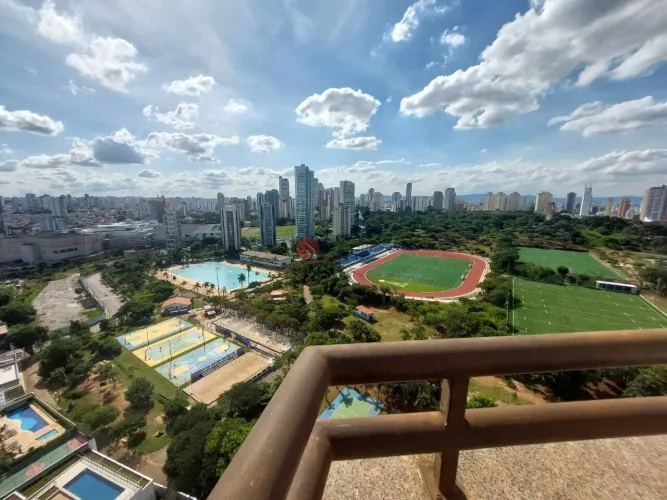 Cobertura à venda na Anália Franco de 200 m² com vista para o parque Ceret.