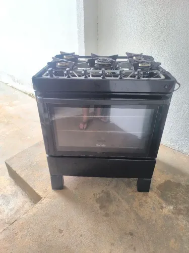 Vende-se fogão ITATIAIA ITAGLASS 5 Bocas