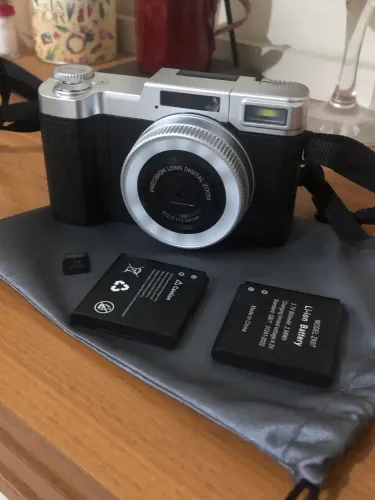 Camera 64 megapixels 