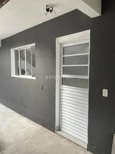 Casa 1 Quarto Santa Gertrudes Jundiaí com Quintal para Locação