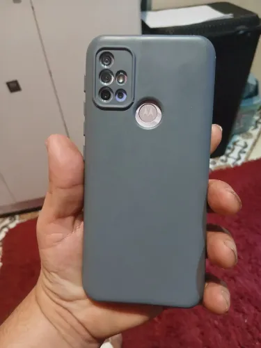 Motorola G20 tá um pouco trincado maus não atrapalha em bada