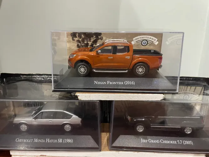 Miniaturas 143 