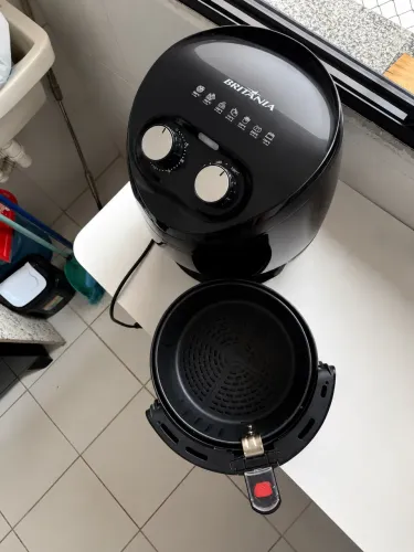 AIR FRYER