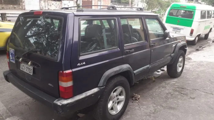 Jeep Cherokee Sport 4.0 Mec./aut. 1998