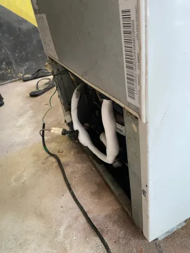 Vende se refrigerador expositor