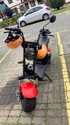 Scooter eléctrica