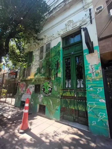 PORTO ALEGRE - CASA COMERCIAL - CIDADE BAIXA