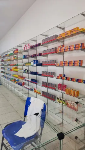 VENDE-SE BALCOES, GONDOLAS, PRATELEIRAS DE VIDRO