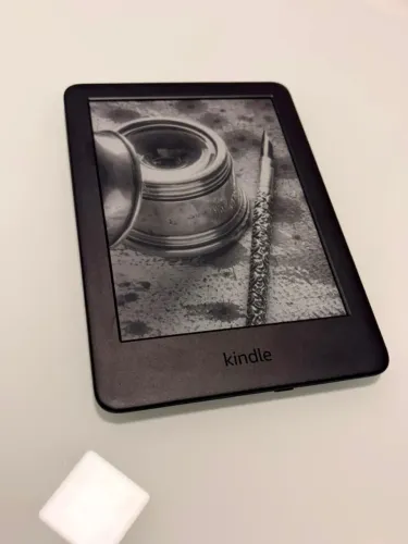 Kindle 10ª Geração - Perfeito Estado + Capa de Brinde