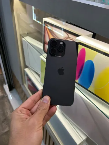 iPhone 16 pro 256 gb 1 ano de garantia