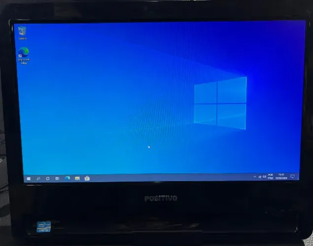 Computador All-in-One Positivo Master U950 - Core i3, 4GB RAM + SSD 120GB
