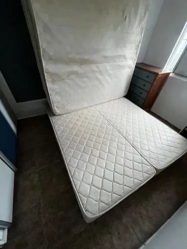Cama King size completa espuma 30