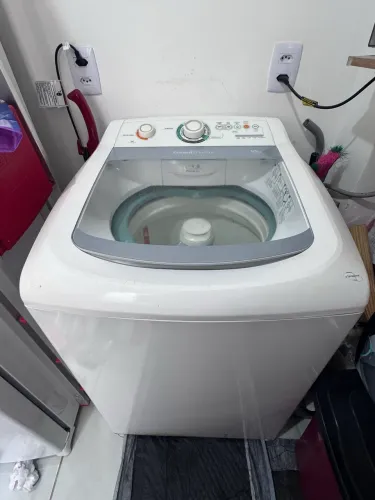 Máquina de lavar cônsul facilite 10 kg