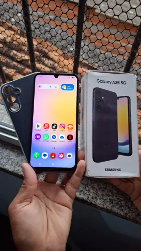 Celular Samsung A25 na caixa 256Gbs Chip 5G (Aceito cartao por aprox)