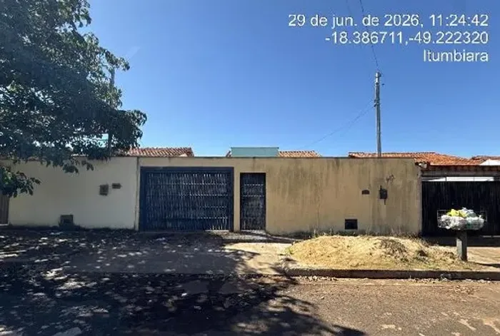 Imóvel em local estratégico Casa no Portal dos Ipes, Itumbiara - GO, Nº 642, 250m² | Leil