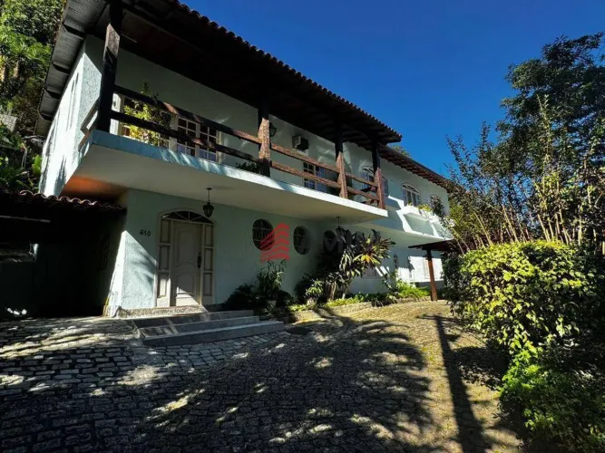 Vendo casa 4 quartos em Itaipu - Condomínio Grotão