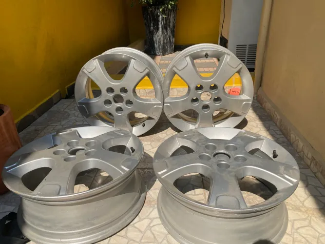 Aro 15 / 5 Furos -S10