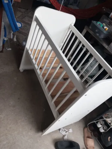 Vendo berço moises com rodinha