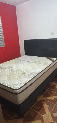 Vendo cama box e colchão castor de molas