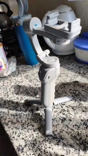 Estabilizador Gimbal 3 Eixos Peining M01 + Mini Tripé