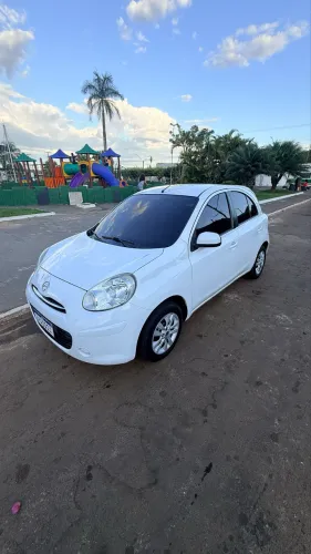 Nissan March S 1.0 16V Flex Fuel 5P 2014