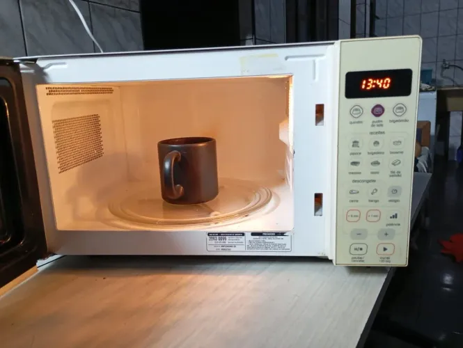 Microondas Brastemp 24 litros 110 vt.