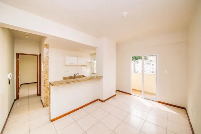 Apartamento 1 Quarto no Phoenix Tower | Semimobiliado e com Vaga