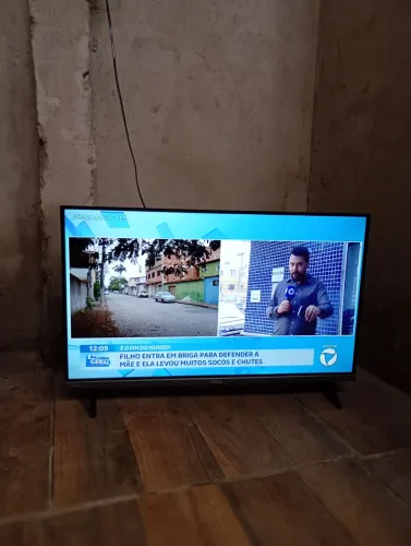 Vendo uma tv smart 32 polegadas
