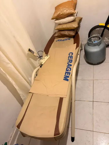 Cama massageadora com aquecimento lombar