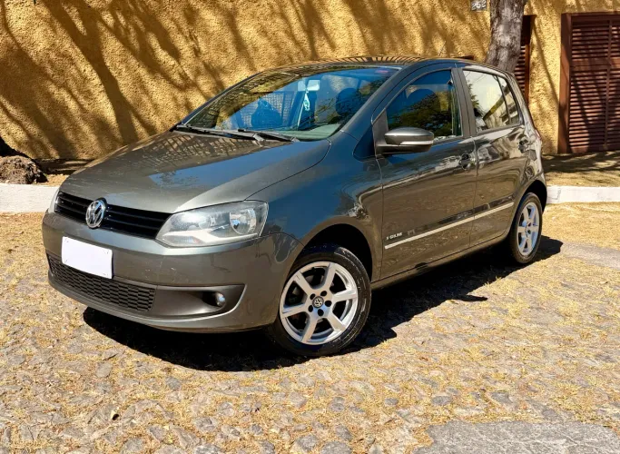 Volkswagen Fox Prime/higli. 1.6 Total Flex 8V 5P 2014