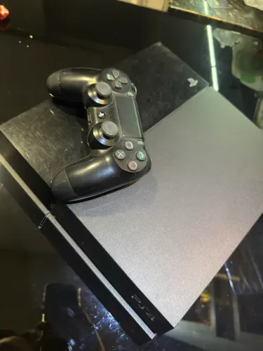 Vendo playstation 4