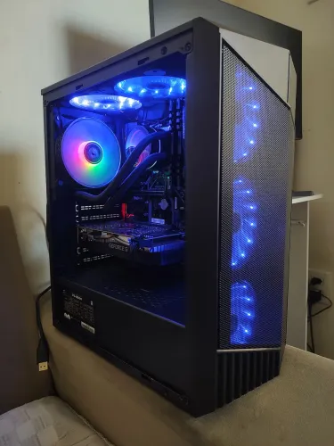 Pc i7 9700, GTX 1660 Super 6GB, 16GB RAM, SSD 240GB
