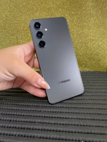 SAMSUNG S24 FÉ 8/256 GB