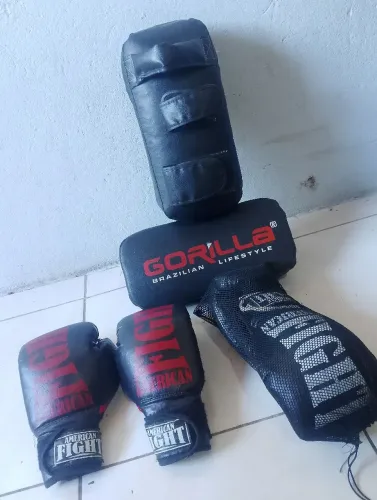 Aparador de chute e 2 pá de luva 