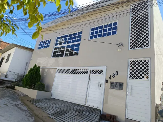 Duas casas, ibura de baixo