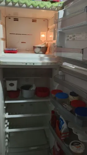 Alguém tem uma sexta básica e leite pra me arruma porfavor