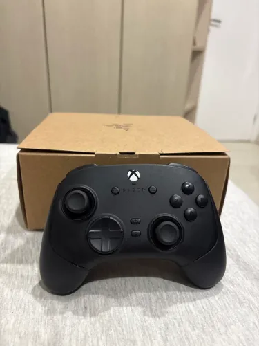 Razer Wolveri V3 Pro para Xbox ou pc com fio