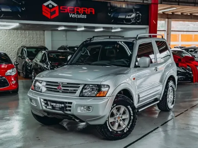 Mitsubishi Pajero GLS 3.0 V6 2P Mec. 2001
