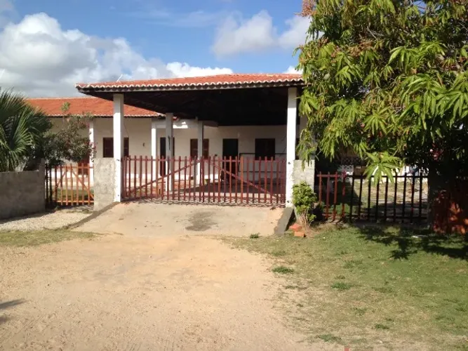 CASA SITIO EM MAJORLANDIA ARACATI CE 