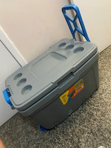 Cooler 54 litros - usado apenas uma vez