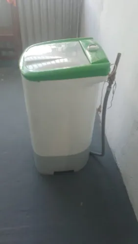 Tanquinho semi novo