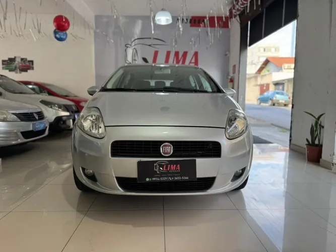 Fiat Punto Attractive 1.4 Fire Flex 8V 5P 2011