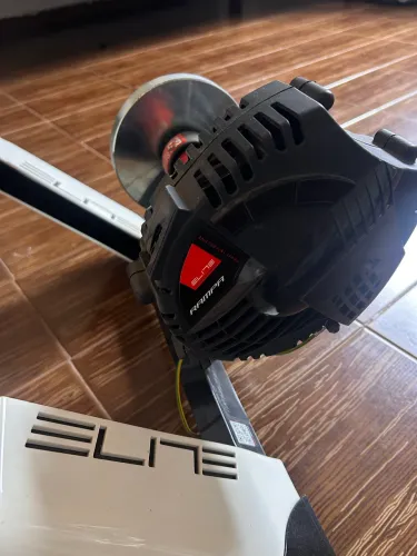 Rolo de treinamento Elite Rampa Smart Zwift 