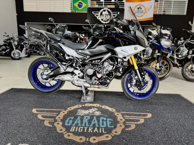 YAMAHA MT09 TRACER 900