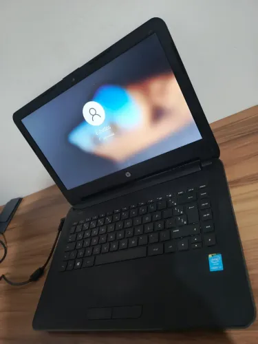 Notebook HP i3