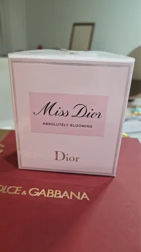 MISS DIOR LACRADO - ABSOLUTELY BLOOMING - Eau de Parfum